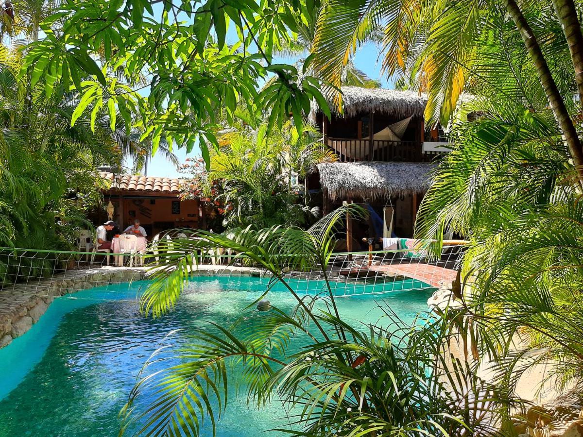 Tower Bridge Hostel Puerto Escondido  Exterior photo